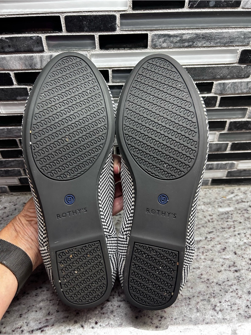 Rothy's Women's Chevron Ballet Flat in Black and White size 7.5 - Picture 3 of 7